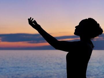 Selling: HEALING READING 