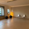to rent your Gym per day: Großer lichtdurchfluteter Raum für Sportkurse oder Workshops