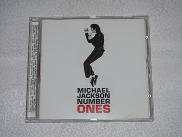 Vente: Album ONES - CD musique de Michael JACKSON