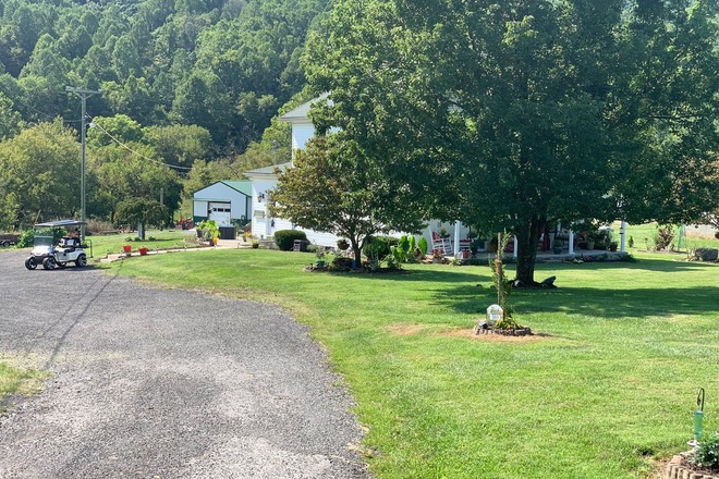 Daleville VA, Safe, Camper, RV, & Boat Parking North of Roanoke. 