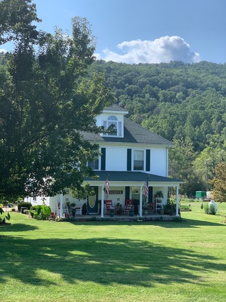 Daleville VA, Safe, Camper, RV, & Boat Parking North of Roanoke. 
