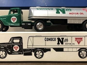 Selling: 1991 Ertl Co. Conoco 1937 Ford Tractor Bank 
