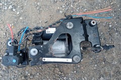 Selling with online payment: 2007 to 2014 BMW X5/X6 - Air Ride Compressor