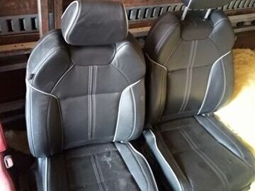Selling with online payment: 2013 to 2019 Acura MDX - Front Seats