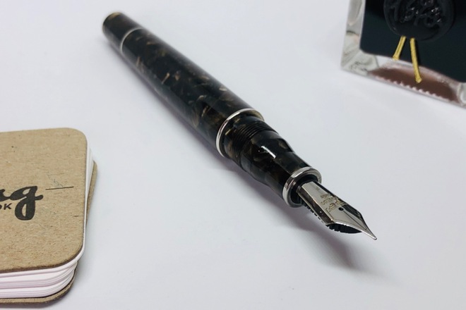 Leonardo Momento Zero Grande Coffee Brown (F nib) - Pensharing