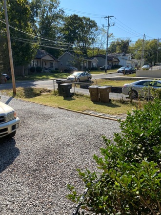 Nashville TN, Weekly Parking Spot Available 