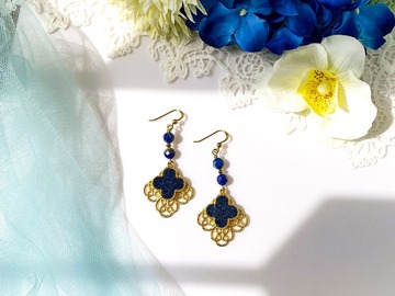  : Gold Filigree Clover Lapis Lazuli Drop Earring