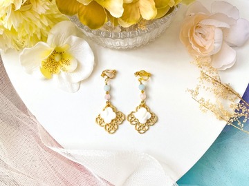  : Gold Filigree Clover Pearl Drop Earrings