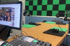 Rent Podcast Studio: The Green Room Podcast Studio