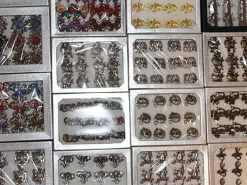 Liquidation & Wholesale Lot: 600 Fashion Rings in Display Boxes  (Only .16 each) 