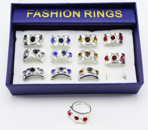 600 Fashion Rings in Display Boxes  (Only .14 each) 