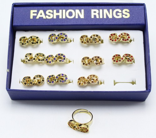 600 Fashion Rings in Display Boxes  (Only .14 each) 