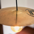 Vente au détail: Lampe plafonnier suspension réalisée avec une cymbale
