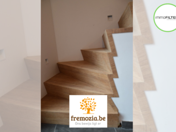 .: Moderne bamboetrap met één draai | door Fremozia