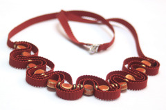  : Grosgrain ribbon necklace with ceramic beads