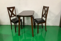 For Sale: HAMMIS 1.0M Round Dining Table And Chairs