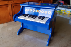 Vente avec paiement en ligne: Jouet piano en bois