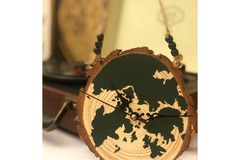  : HOME KONG hand painted wood slice clock  