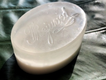  : Unscented glycerine & shea butter bar soap