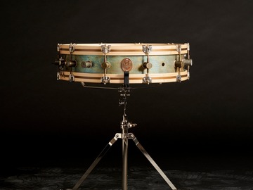 Selling with online payment: A&F Drum Co. Nickel Snare/Tom/Kick Stand 18"-22"
