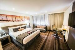 Book a room, day use: Work from Hotel at Rydges World Square | Day