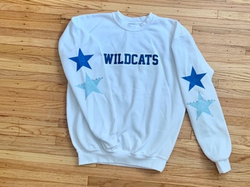 Selling A Singular Item: Villanova crewneck/sweatshirt