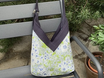  : Small organic blue bag and green flowers by Yvonne & Annette 