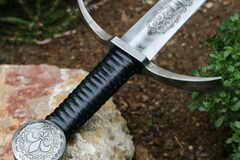 Myydä: Etched single handed SWORD FULL TANG