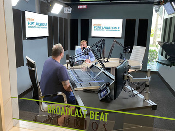 Rent Podcast Studio: Broadcast Beat Studios
