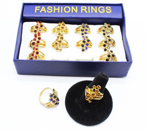 600 Fashion Rings in Display Boxes  (Only .14 each) 