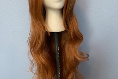 Selling with online payment: Long light brown wavy wig