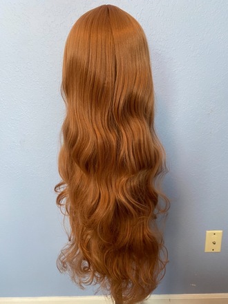 Long light brown wavy wig