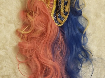 Selling with online payment: Harley Quinn Wig