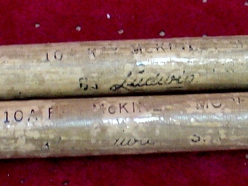 Selling with online payment: 1950-60s LUDWIG Ray McKinley Model 10A Drumsticks 