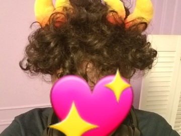 Selling with online payment: Homestuck Sollux horns