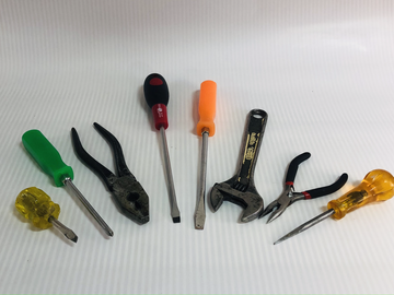 Vuokraa tuote: Työkalu-setti (tools)