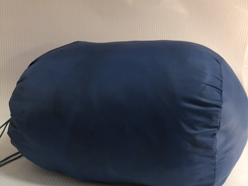 Alquilar un artículo: Makuupussi (sleeping bag)