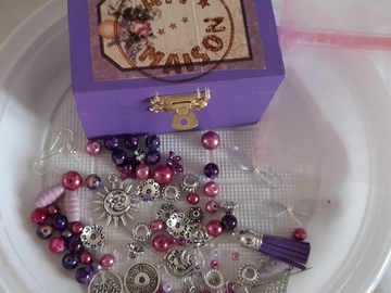 Vente au détail: Coffret diy bijoux violet
