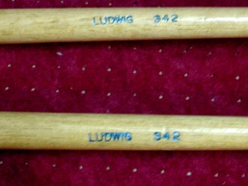 Selling with online payment: Vintage pair of Ludwig model 342 drum mallets