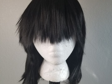 Selling with online payment: Medium Black wig