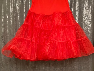Selling with online payment: Small 26’’ Red Petticoat