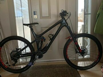 Renting out: 2019 Rocky Mountain slayer C50 ( Large)