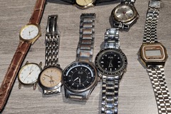À vendre: Lot de montre à mettre piles ou réparer 
