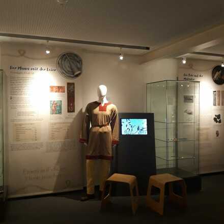 Ausstellung "Gut betucht – Textilerzeugung bei den Alamannen"