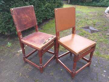 À donner: 2 chaises identiques à restaurer