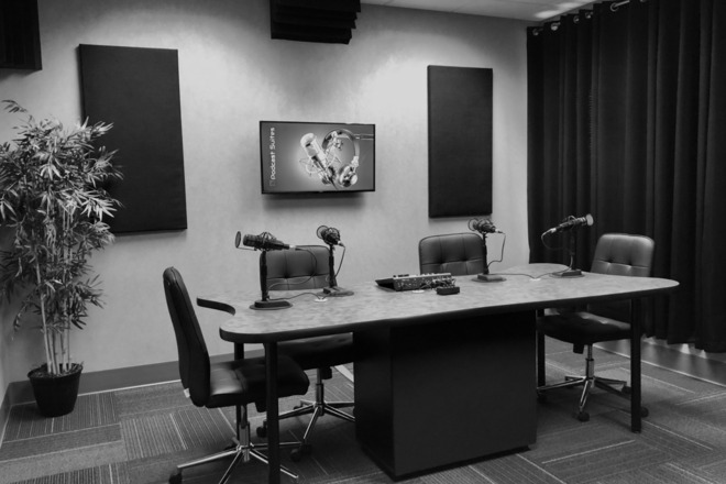 Studio Podcast Suites