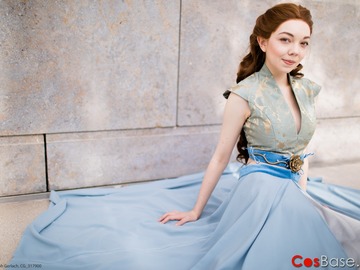 Selling with online payment: Margaery Tyrell (Game of Thrones)