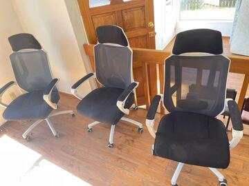 For Sale: Swivel Armchair for Sale only NZD40