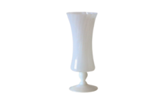 Vente: Vase en opaline blanc reflets irisés