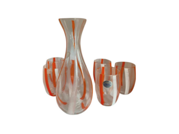 Vente: 6  Verres et une carafe 